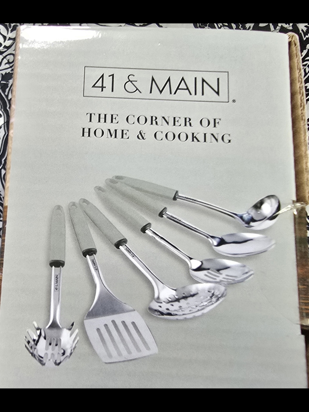 41 & MAIN Olive Green Handle Stainless Steel Kitchen Utensils - Picture 2 of 3